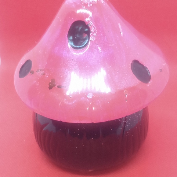 Handmade Mushroom jars each one of a kind - Picture 8 of 8